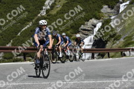 Foto #2116940 | 11-06-2022 10:32 | Passo Dello Stelvio - Waterfall Kehre BICYCLES