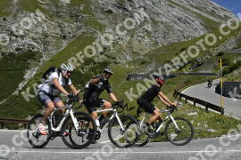 Photo #3684491 | 31-07-2023 10:45 | Passo Dello Stelvio - Waterfall curve BICYCLES