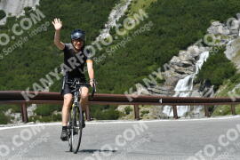 Photo #2370150 | 22-07-2022 12:15 | Passo Dello Stelvio - Waterfall curve BICYCLES
