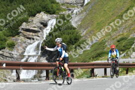 Photo #2416431 | 27-07-2022 10:44 | Passo Dello Stelvio - Waterfall curve BICYCLES