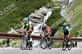 Foto #2289047 | 12-07-2022 11:12 | Passo Dello Stelvio - Waterfall Kehre BICYCLES