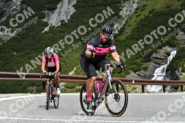 Photo #2178905 | 24-06-2022 10:37 | Passo Dello Stelvio - Waterfall curve BICYCLES