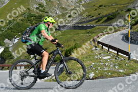 Photo #3933903 | 18-08-2023 09:58 | Passo Dello Stelvio - Waterfall curve BICYCLES