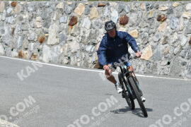 Photo #2401867 | 25-07-2022 14:14 | Passo Dello Stelvio - Waterfall curve BICYCLES