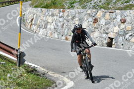 Photo #2384875 | 24-07-2022 15:21 | Passo Dello Stelvio - Waterfall curve BICYCLES