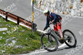 Photo #2151829 | 18-06-2022 15:23 | Passo Dello Stelvio - Waterfall curve BICYCLES