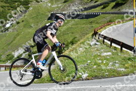 Photo #2242531 | 06-07-2022 10:25 | Passo Dello Stelvio - Waterfall curve BICYCLES