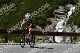 Photo #2713942 | 22-08-2022 13:45 | Passo Dello Stelvio - Waterfall curve BICYCLES
