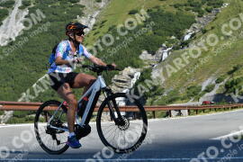 Photo #2397607 | 25-07-2022 09:34 | Passo Dello Stelvio - Waterfall curve BICYCLES
