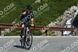 Photo #3898354 | 15-08-2023 10:05 | Passo Dello Stelvio - Waterfall curve BICYCLES