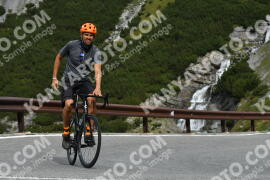 Photo #2680931 | 17-08-2022 10:21 | Passo Dello Stelvio - Waterfall curve BICYCLES