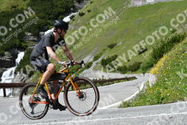 Photo #2192766 | 25-06-2022 14:59 | Passo Dello Stelvio - Waterfall curve BICYCLES