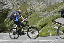 Photo #3100027 | 14-06-2023 11:56 | Passo Dello Stelvio - Waterfall curve BICYCLES