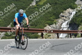 Photo #2360228 | 20-07-2022 10:26 | Passo Dello Stelvio - Waterfall curve BICYCLES