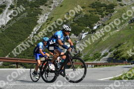 Photo #2168177 | 20-06-2022 09:30 | Passo Dello Stelvio - Waterfall BICYCLE riders