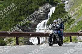 Photo #2200903 | 26-06-2022 15:13 | Passo Dello Stelvio - Waterfall curve