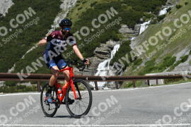 Photo #2159779 | 19-06-2022 12:06 | Passo Dello Stelvio - Waterfall curve BICYCLES