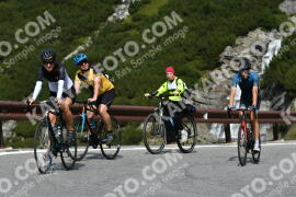 Photo #2625095 | 13-08-2022 11:14 | Passo Dello Stelvio - Waterfall curve BICYCLES