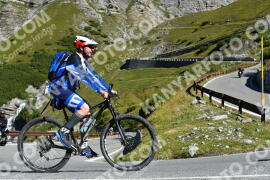 Photo #3970889 | 19-08-2023 09:58 | Passo Dello Stelvio - Waterfall curve BICYCLES