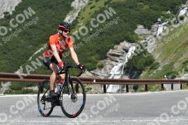 Photo #2360463 | 20-07-2022 10:59 | Passo Dello Stelvio - Waterfall curve BICYCLES