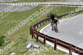 Photo #2355968 | 19-07-2022 13:32 | Passo Dello Stelvio - Waterfall curve BICYCLES