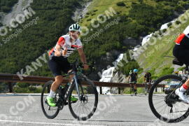 Photo #2161129 | 19-06-2022 16:09 | Passo Dello Stelvio - Waterfall curve BICYCLES