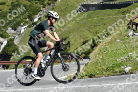 Photo #2295120 | 13-07-2022 10:13 | Passo Dello Stelvio - Waterfall curve BICYCLES