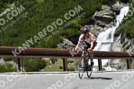 Photo #2192178 | 25-06-2022 13:36 | Passo Dello Stelvio - Waterfall curve BICYCLES