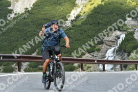 Photo #2364513 | 21-07-2022 11:34 | Passo Dello Stelvio - Waterfall curve BICYCLES
