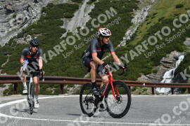 Photo #2173105 | 21-06-2022 10:04 | Passo Dello Stelvio - Waterfall curve BICYCLES