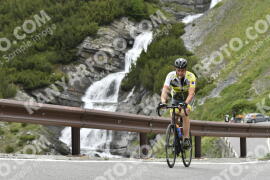 Photo #3269030 | 28-06-2023 16:21 | Passo Dello Stelvio - Waterfall curve BICYCLES