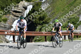 Photo #2183402 | 25-06-2022 09:22 | Passo Dello Stelvio - Waterfall curve BICYCLES