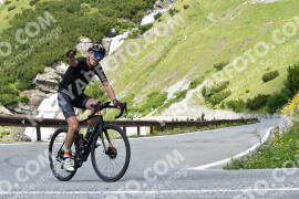 Photo #2198422 | 26-06-2022 13:20 | Passo Dello Stelvio - Waterfall curve BICYCLES