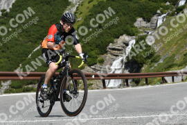 Photo #2412606 | 26-07-2022 10:42 | Passo Dello Stelvio - Waterfall curve BICYCLES