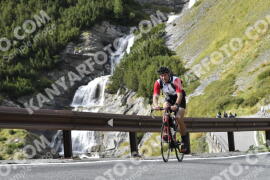 Photo #2815210 | 04-09-2022 16:15 | Passo Dello Stelvio - Waterfall curve BICYCLES