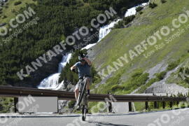 Photo #3143771 | 17-06-2023 16:25 | Passo Dello Stelvio - Prato side BICYCLES