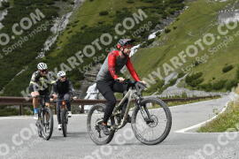 Photo #3738662 | 06-08-2023 13:01 | Passo Dello Stelvio - Waterfall curve BICYCLES