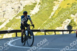 Photo #4003156 | 21-08-2023 09:41 | Passo Dello Stelvio - Waterfall curve BICYCLES