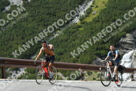Photo #2683954 | 17-08-2022 14:55 | Passo Dello Stelvio - Waterfall curve BICYCLES