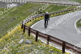 Fotó #3358635 | 05-07-2023 13:36 | Passo Dello Stelvio - Vízesés kanyar Bicajosok