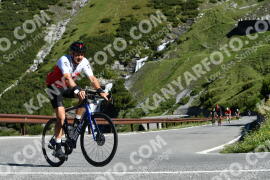 Photo #2183461 | 25-06-2022 09:26 | Passo Dello Stelvio - Waterfall curve BICYCLES