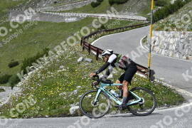Fotó #3500721 | 16-07-2023 14:55 | Passo Dello Stelvio - Vízesés kanyar Bicajosok
