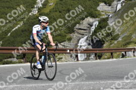 Photo #2751232 | 26-08-2022 10:10 | Passo Dello Stelvio - Waterfall curve BICYCLES