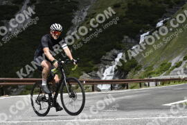 Photo #2129384 | 13-06-2022 11:04 | Passo Dello Stelvio - Waterfall curve BICYCLES