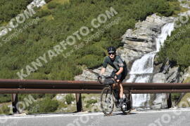 Photo #2866004 | 12-09-2022 11:22 | Passo Dello Stelvio - Waterfall curve BICYCLES