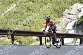 Photo #2807867 | 04-09-2022 09:32 | Passo Dello Stelvio - Waterfall curve BICYCLES