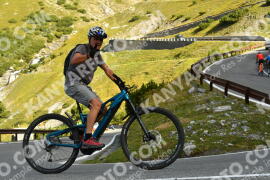 Photo #4049708 | 24-08-2023 09:47 | Passo Dello Stelvio - Waterfall curve BICYCLES
