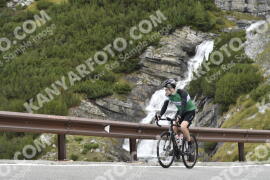 Foto #2853853 | 11-09-2022 10:46 | Passo Dello Stelvio - Waterfall Kehre BICYCLES