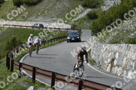 Fotó #3163012 | 18-06-2023 16:36 | Passo Dello Stelvio - Vízesés kanyar Bicajosok
