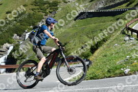 Photo #2183749 | 25-06-2022 09:42 | Passo Dello Stelvio - Waterfall curve BICYCLES